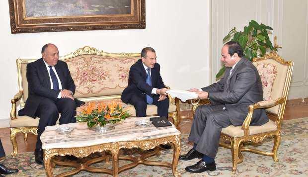 الرئيس اللبناني يبدأ زيارته لمصر لبحث العلاقات الثنائية وقضايا المنطقة