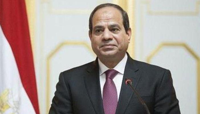 السيسي يستعرض إنجازات وهمية أمام البرلمان.. وخبراء: لا يعيش الواقع