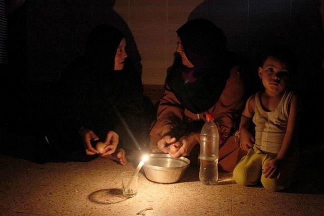 الظلام ضيف الشتاء الدائم بالمحافظات قبل حلول “الصيف”