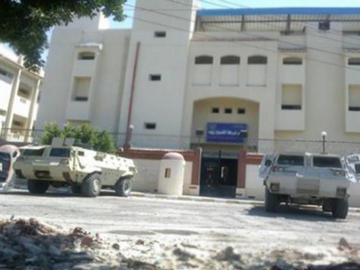 إحباط محاولة تفجير قسم شرطة الشيخ زويد بسيارتين مفخختين