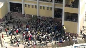 في أول أيام الدراسة.. الاحتجاجات والشائعات والثأر تسبب الارتباك