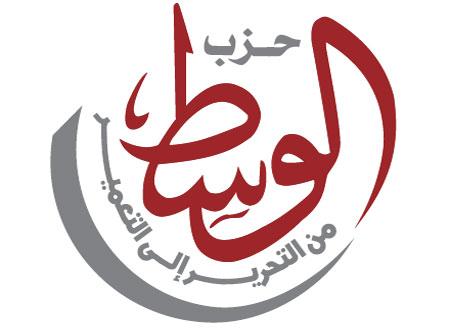 أمين الوسط بأسوان: رحيل حكومة “قنديل” أولى  خطوات حل الأزمة الراهنة