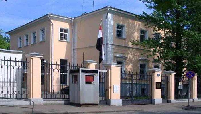 القنصلية المصرية بالرياض تدعو المصريين للاحتفاظ بجوازات سفرهم