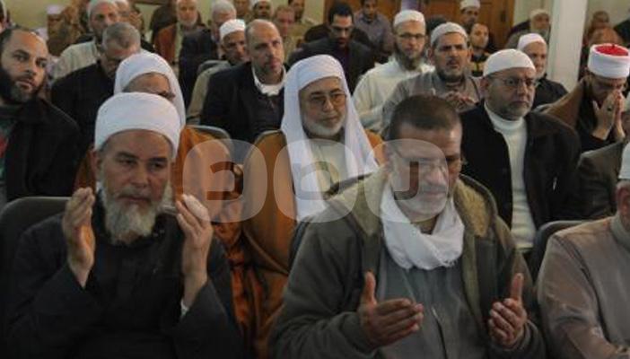 بالصور.. شيخ الأزهر والمفتي في عزاء الراحل محمد مختار المهدي