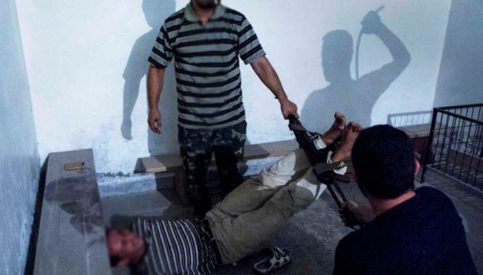 قوات الأمن تعذب 8 معتقلين داخل معسكر قوات الزقازيق