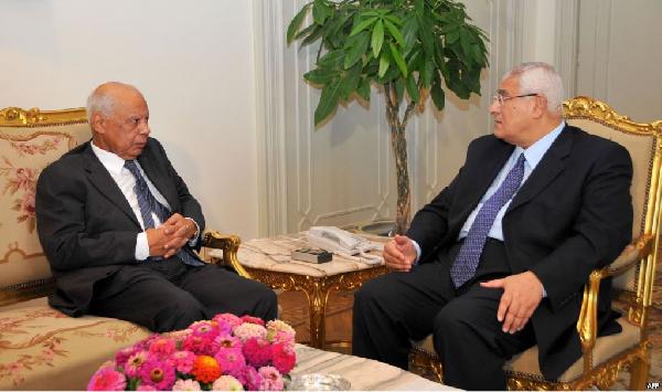 نيويورك تايمز: الهوة تتسع بين شباب مصر والسلطة