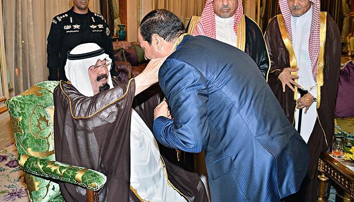 ١٠ أسباب مؤثرة في تغيير السياسة السعودية تجاه الوضع المصري