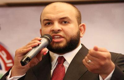 عارف:اجتماع الكتاتني بالبرادعي خطوة لحل الأزمة