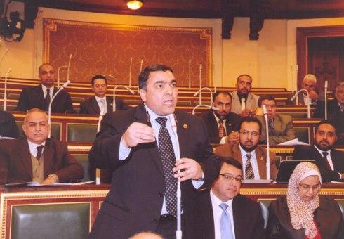 عضو الوسط المعتصم بالشورى : الرئيس يتحمل ما يحدث ببور سعيد