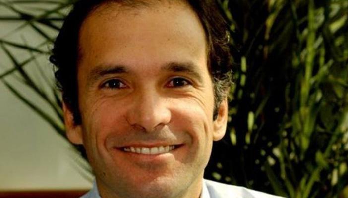 بعد عودة نجل هيكل.. تعرف على الحالات التي منعها النظام من توديع أهليهم