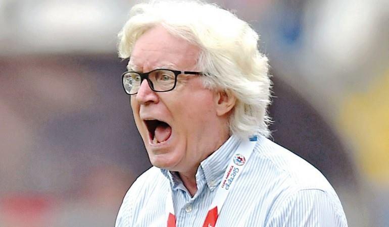 مصدر لـ”رصد”: الأهلي يفاوض “شايفر” رسميًا لقيادة الفريق