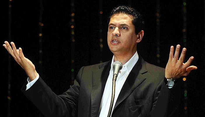 عبد الرحمن يوسف يجيب على سؤال: كيف يسقط “سيسي”؟