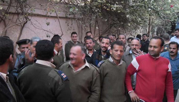 تحريات الأمن: طبنجة غير مرخصة وحشيش بحوزة أمناء الشرطة المقبوض عليهم