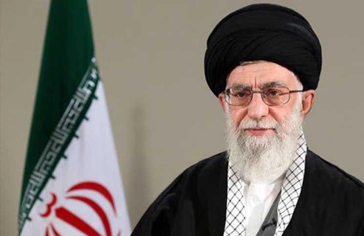 خامنئي: الكيان الصهيوني “ورمٌ سرطانيٌّ” على وشك الانهيار