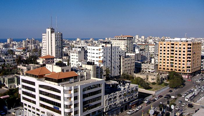 بالفيديو..الكيان الصهيوني يفتح السدود ويغرق قطاع غزة