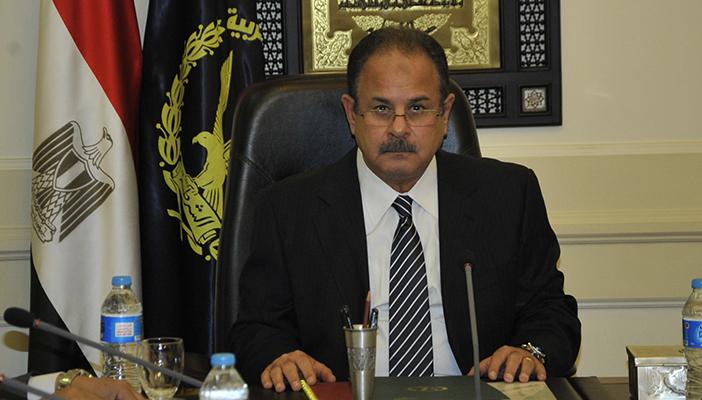 إيقاف أمين شرطة عن العمل وإحالته للاحتياط لسرقته سيارة