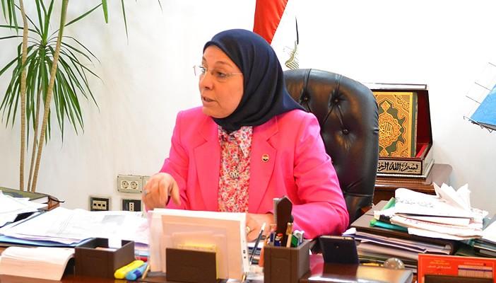 القوى العاملة: 1425 استمارة حصر للعائدين من ليبيا