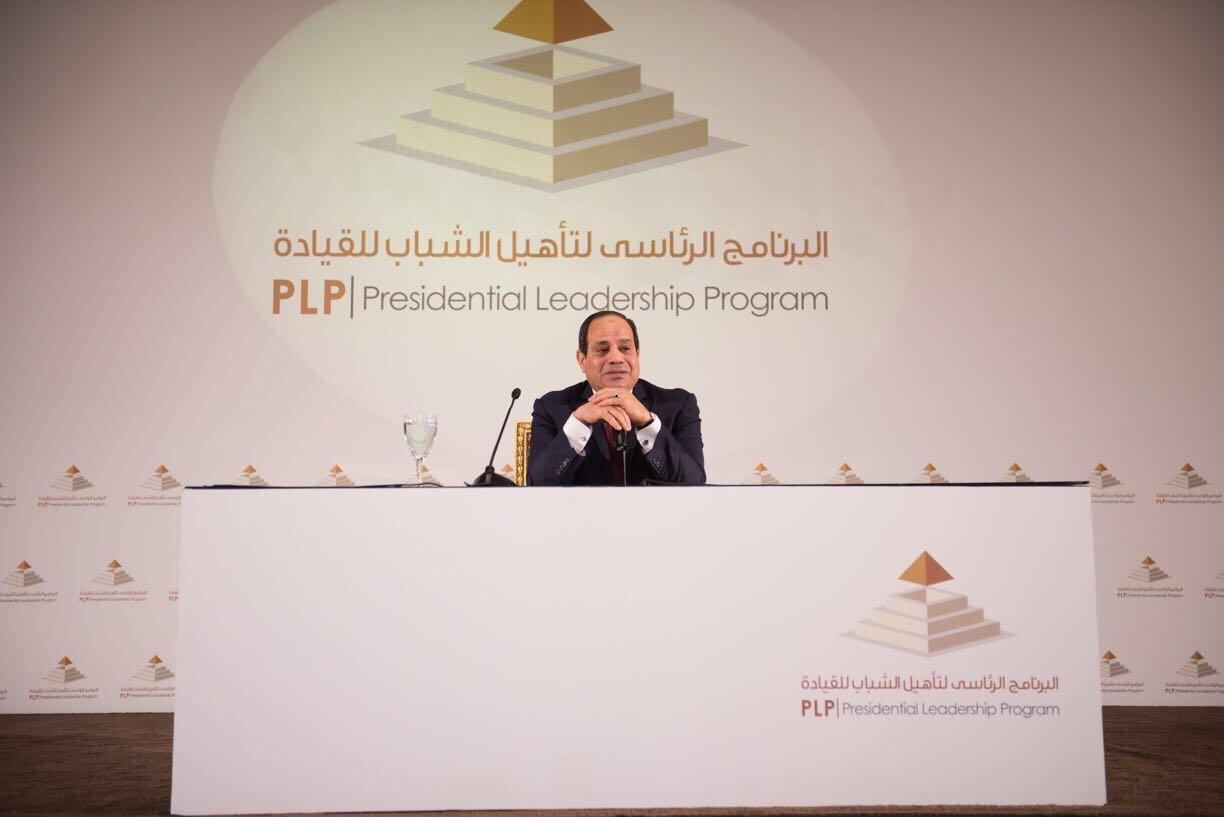 السيسي: “مصر مش عزبة حد.. وبكره تشوفوها”