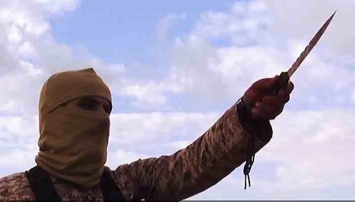 بالفيديو.. محمد موازي.. من طفل هادئ إلى جزار “الدولة الإسلامية”