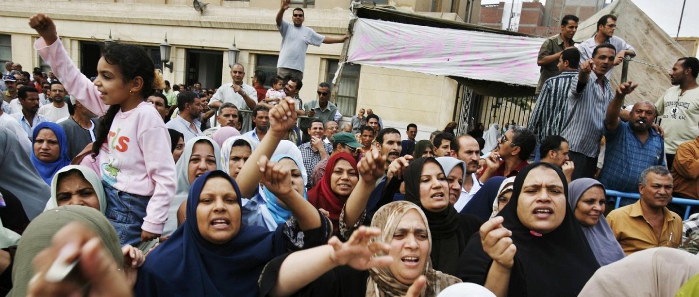 إضراب عمال النسيج.. إشارة إلى القمع في مصر خلال سنوات