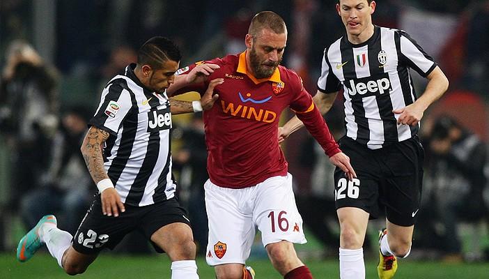 روما بعشرة لاعبين تتعادل مع يوفينتوس