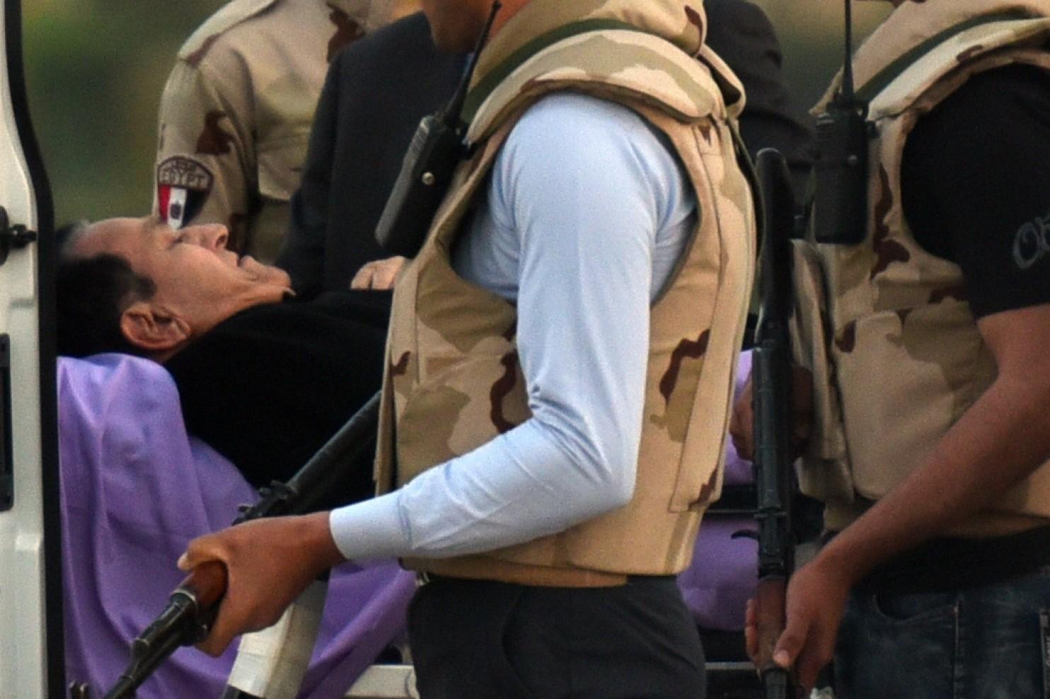 واشنطن بوست عن تبرئة مبارك: أهداف الثورة حلم بعيد المنال