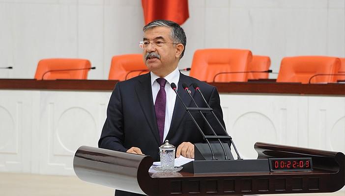 تركيا تعد بتسليح وتدريب القوات العراقية