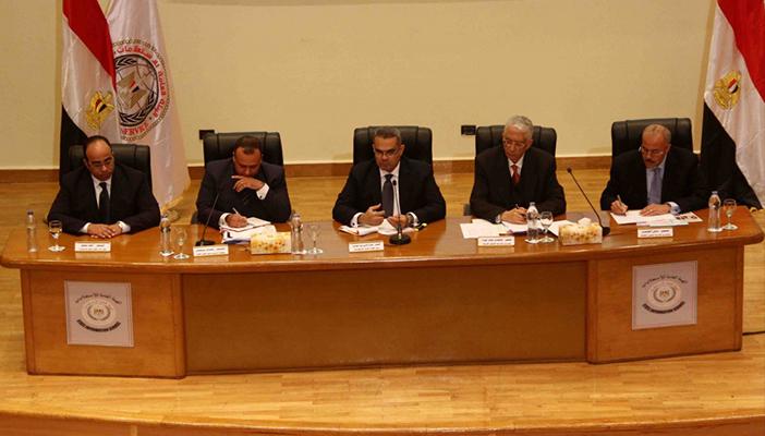 اللجنة العليا تنهي اجتماعها الطارئ لتحديد مواعيد انتخابات دائرة عكاشة