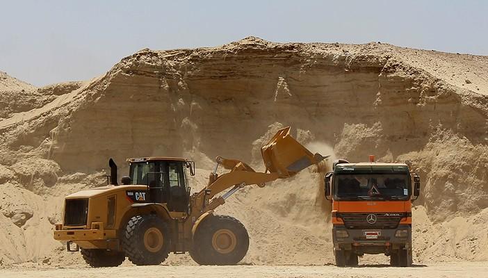 أسوشيتد برس: مشروع قناة السويس الجديدة مهدد بالفشل