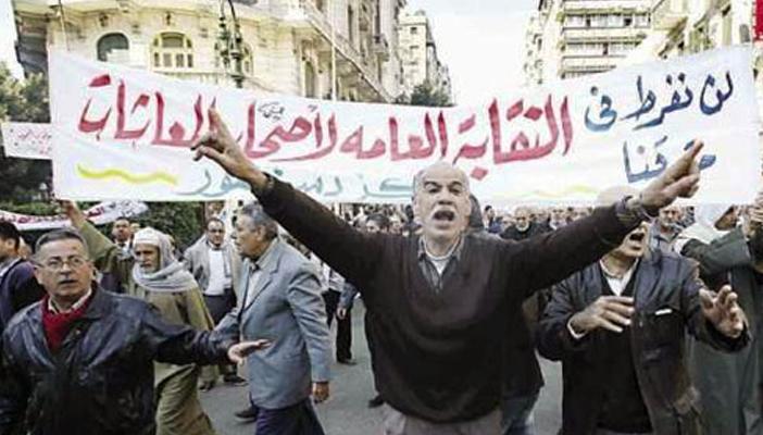 الدولة تعبث من جديد بأموال التأمينات.. وفرغلي: للصبر حدود