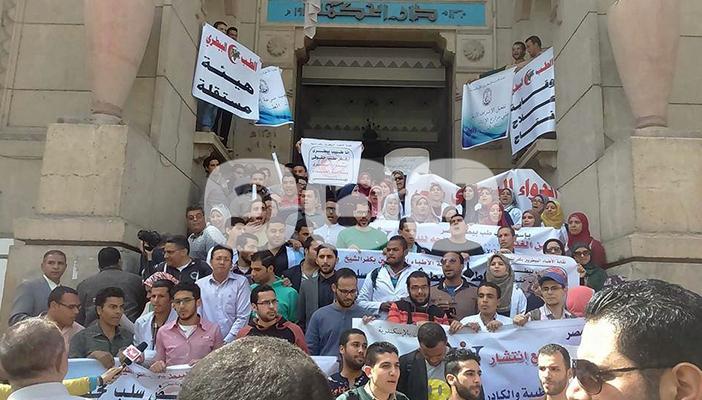 بالصور.. تعرًّف على 10 مطالب للأطباء البيطريين في جمعيتهم العمومية