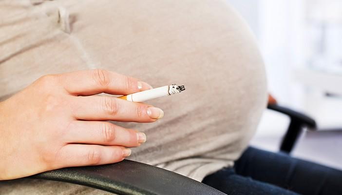 دراسة: تدخين الوالدين يرفع خطر إصابة الجنين بالسكري 3 أضعاف