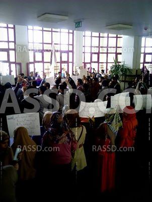 تظاهرة لطلاب ضد الانقلاب في مدينة الثقافة والعلوم