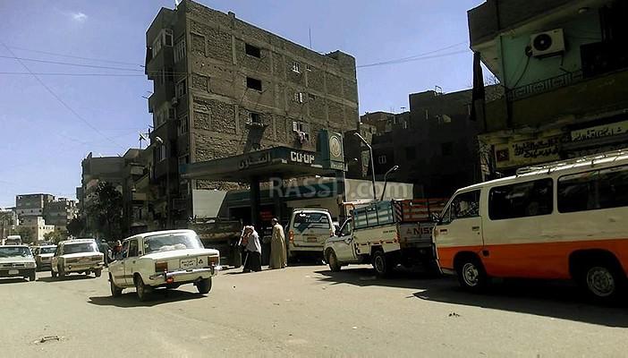 استمرار أزمة البنزين بأسيوط وسخط بين السائقين