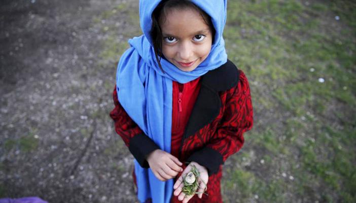 15 صورة ترصد محاولات اقتناص لحظات طفولية داخل مخيمات اللاجئين