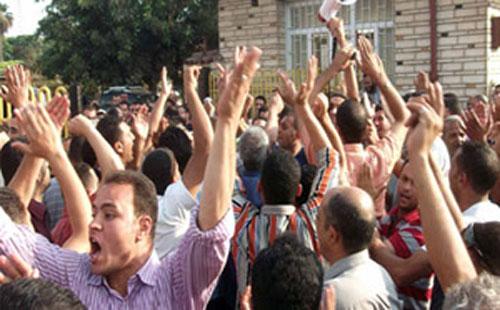 إجبار عمال “أوراسكوم” على الاعتصام بموقع “ميفيدا”