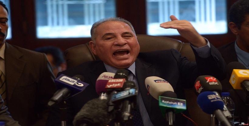 الزند يقدم استقالته بعد طلب من رئيس الوزراء