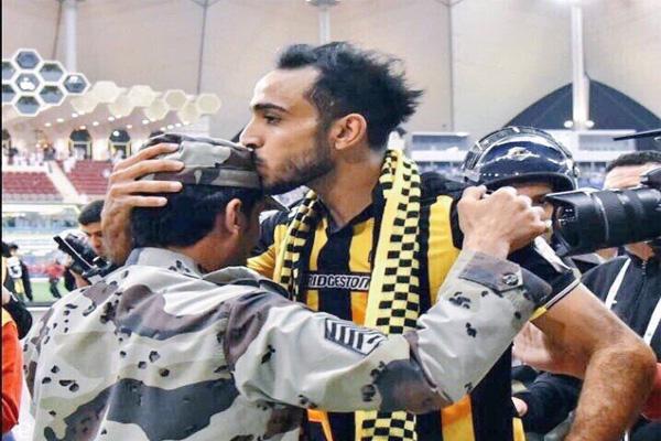 فرحة ماتمت.. مرور جدة يتحفظ على سيارة “كهربا”