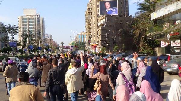 مسيرة صباحية في المهندسين رفضا للانقلاب العسكري