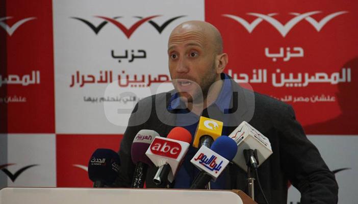 “المصريين الأحرار”: قرار الحكومة بتعويم الجنيه “جيد”