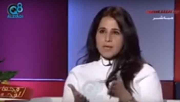 بالفيديو..أستاذة جامعية بالكويت: الدستور أهم من القرآن ومن ينكر “خائن”