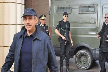 إعادة محاكمة “العادلي” في قضية  غسيل الأموال