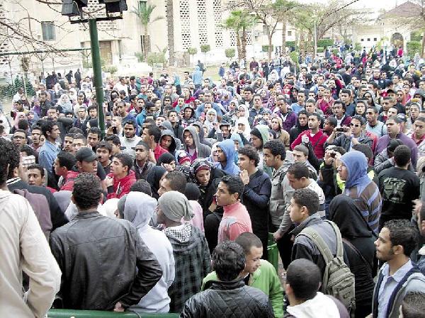 انتفاضة طلابية صباح اليوم في 3 جامعات