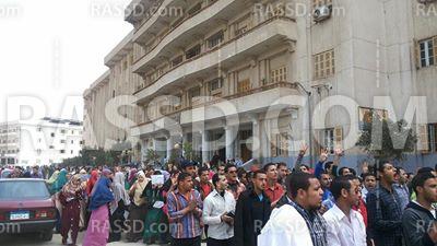 مسيرة حاشدة بجامعة عين شمس رفضا لعودة الحرس الجامعي