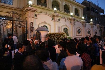 حبس 31 متظاهرا من مهاجمي مكتب الارشاد