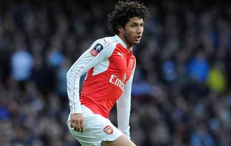 فينجر يبدي إعجابه بالنني بعد مشاركته في فوز فريقه على إيفرتون