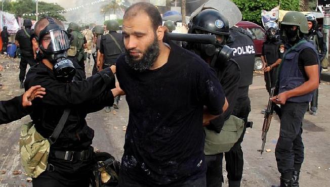 واشنطن بوست: لا تكافئوا نظام السيسي على تعذيبه الأبرياء