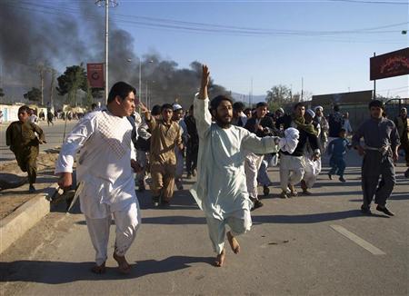 مقتل عدد من الأفغان في مظاهرة تندد  بحرق المصحف