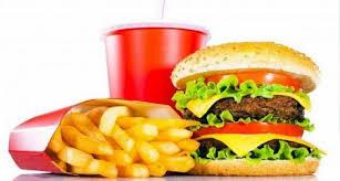 بريطانيا تحظر نشر إعلانات الوجبات السريعة على مواقع إلكترونية للأطفال