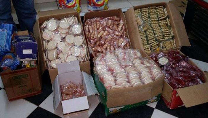 إعدام أكثر من 1400 كيلو حلوى وعسل منتهية الصلاحية بالمنصورة